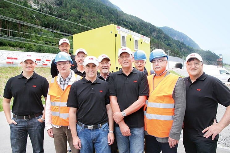 praxis-projektteam-745x497